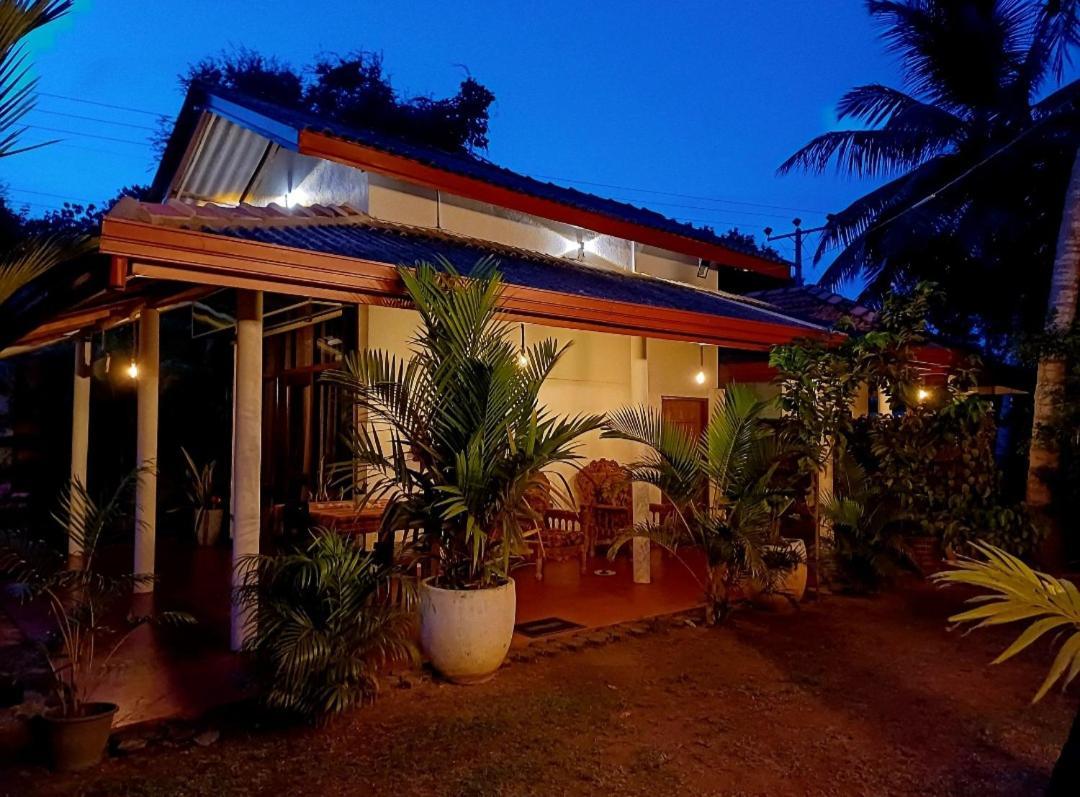 Turtle Island Cabana Тангале Екстериор снимка