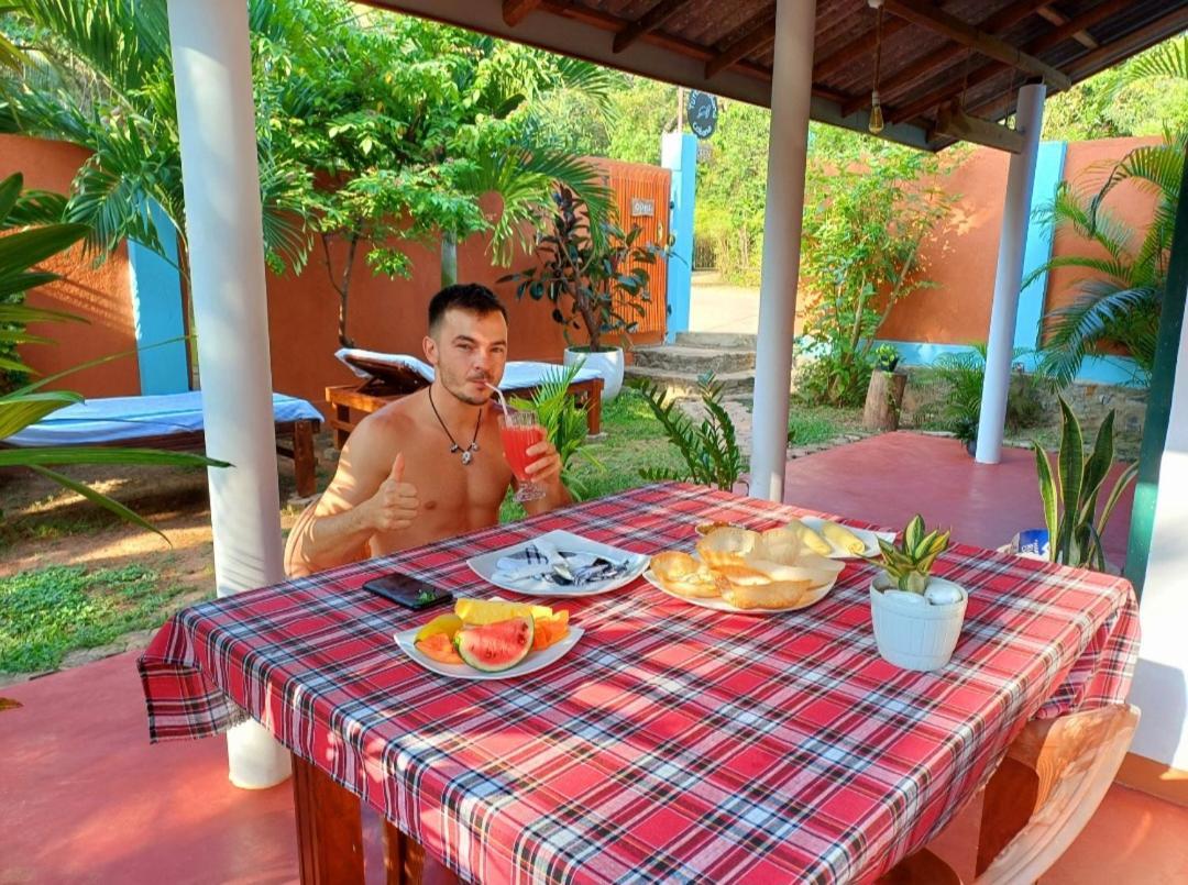 Turtle Island Cabana Тангале Екстериор снимка