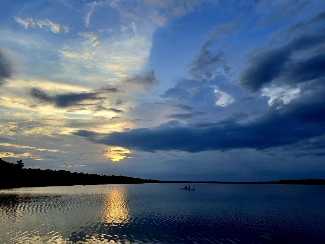 Turtle Island Cabana Тангале Екстериор снимка